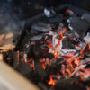 Napoleon Grill - Gusseisen Holzkohleeinsatz & Räuchervorrichtung – Bild 5