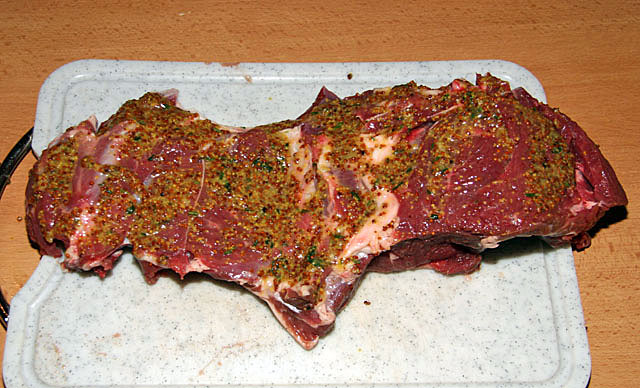 Lammkeule mit Honig-Senf-Marinade