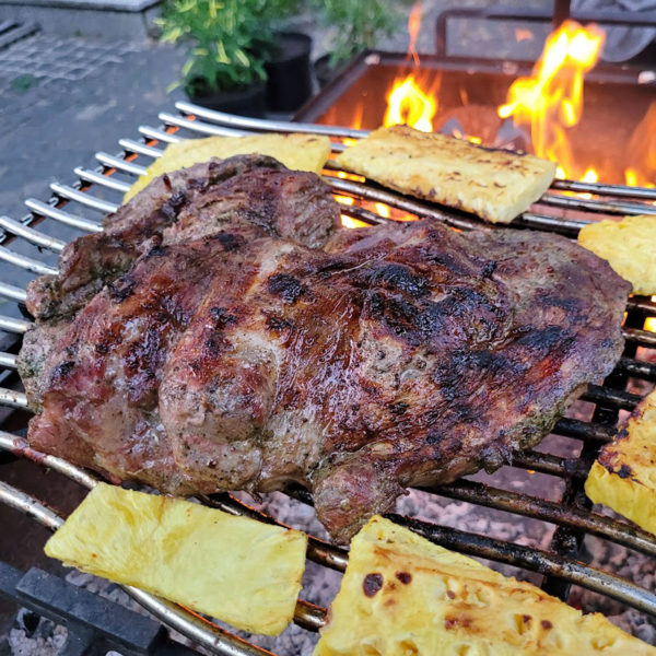 Taco al Pastor über offenem Feuer