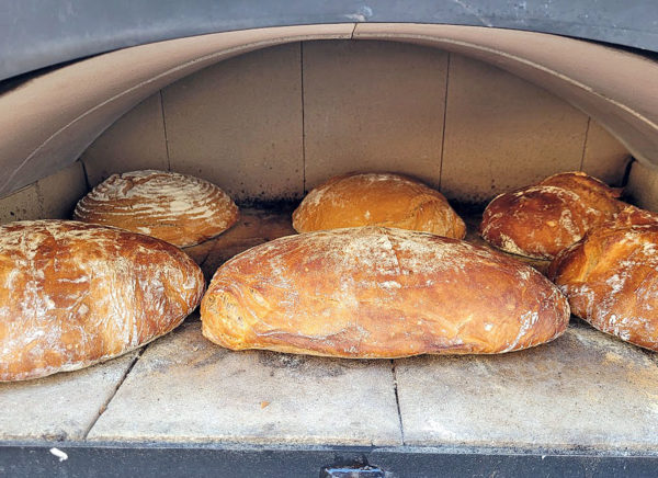 Brot im Ramster Speicherofen