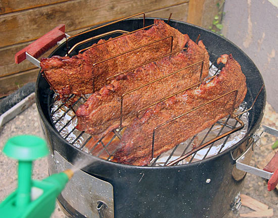 BBQ County Spare Ribs moppen