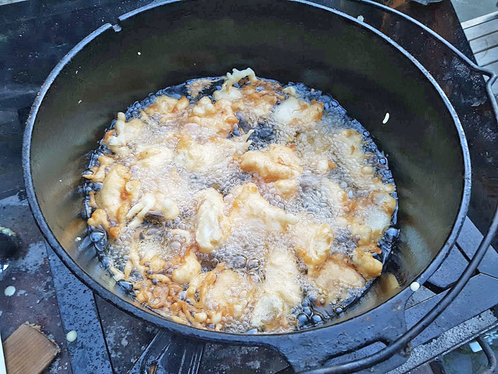 Kibbelinge im Dutch Oven