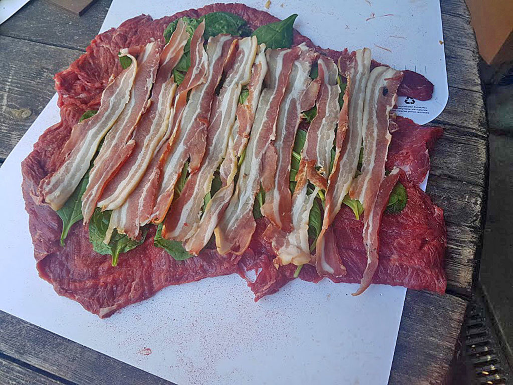 BBQ County Matambre Spinat Bacon