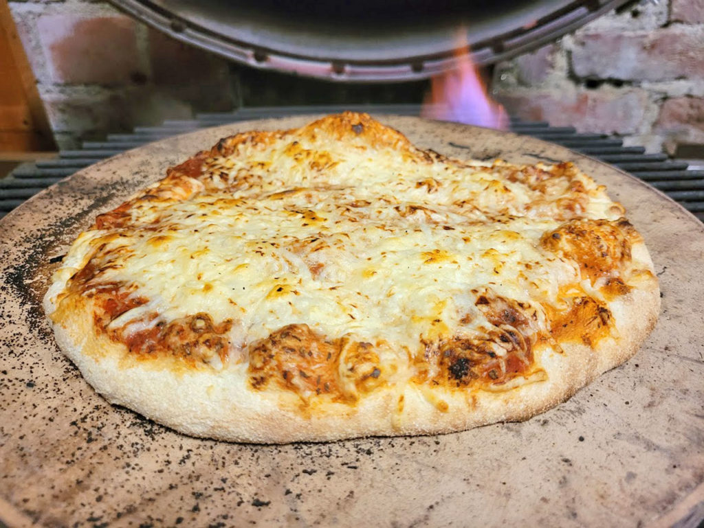 BBQ County Pizza Margherita fertig