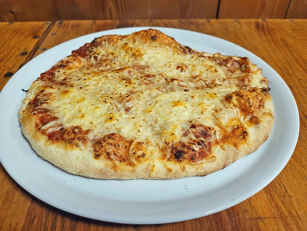 BBQ County Pizza Margherita Tellerbild