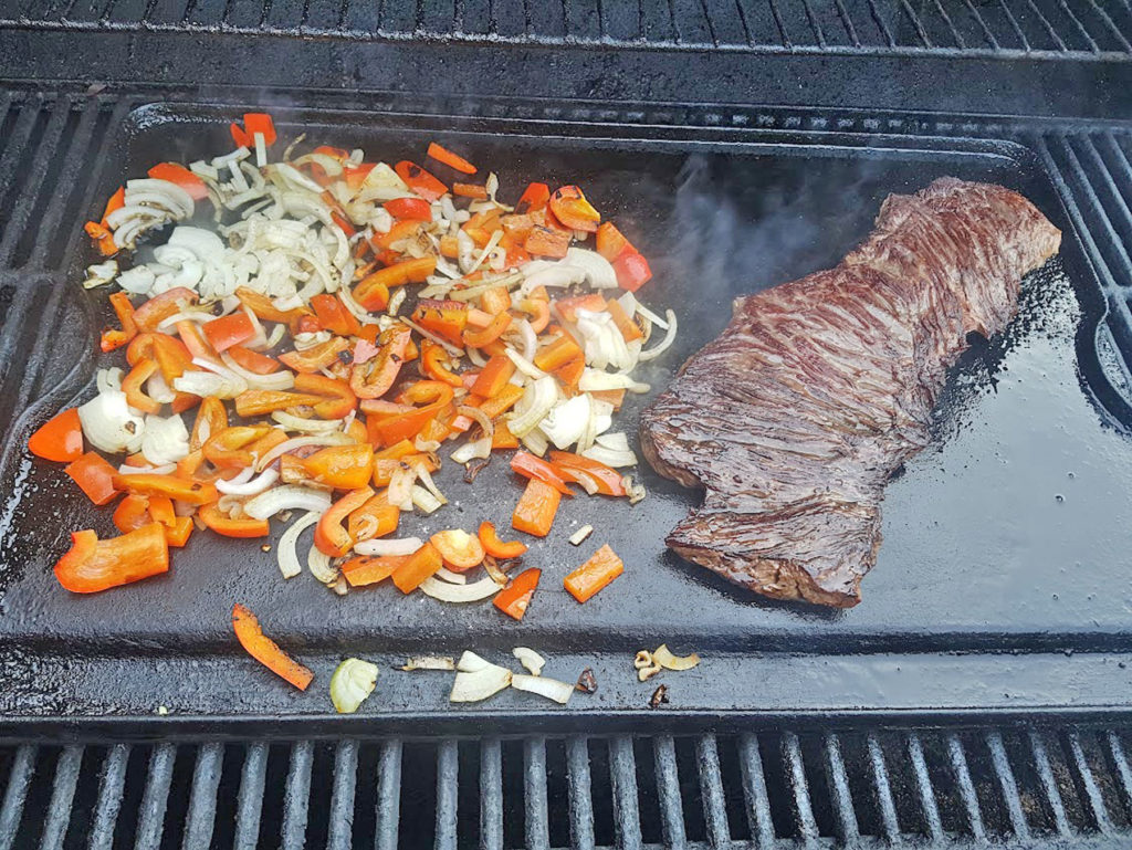 BBQ County Skirt Steak auf Plancha