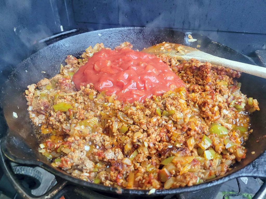 BBQ County Pide Tomaten