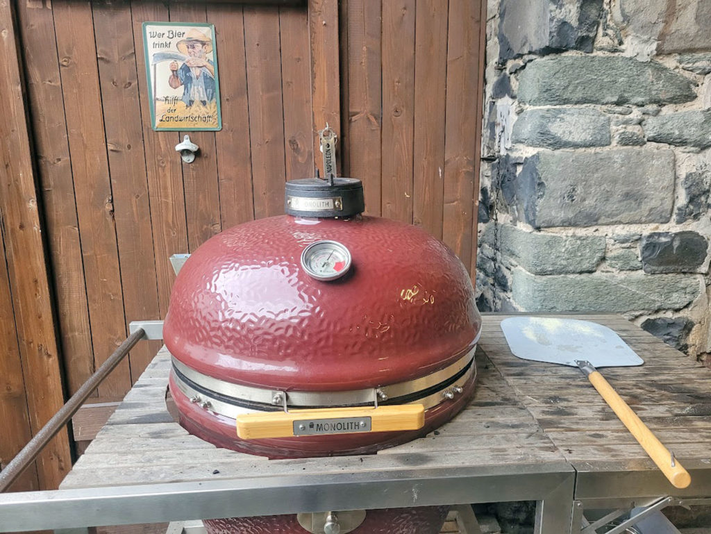 BBQ County Pide Monolith LeChef