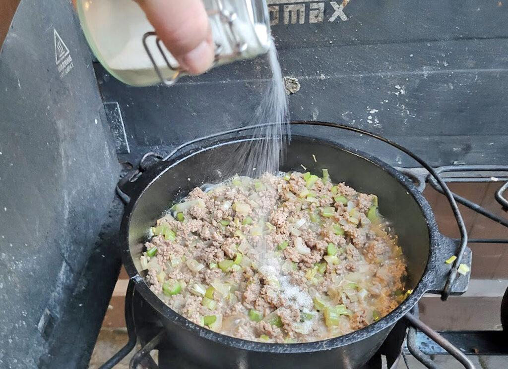 BBQ County Shepherd´s Pie würzen